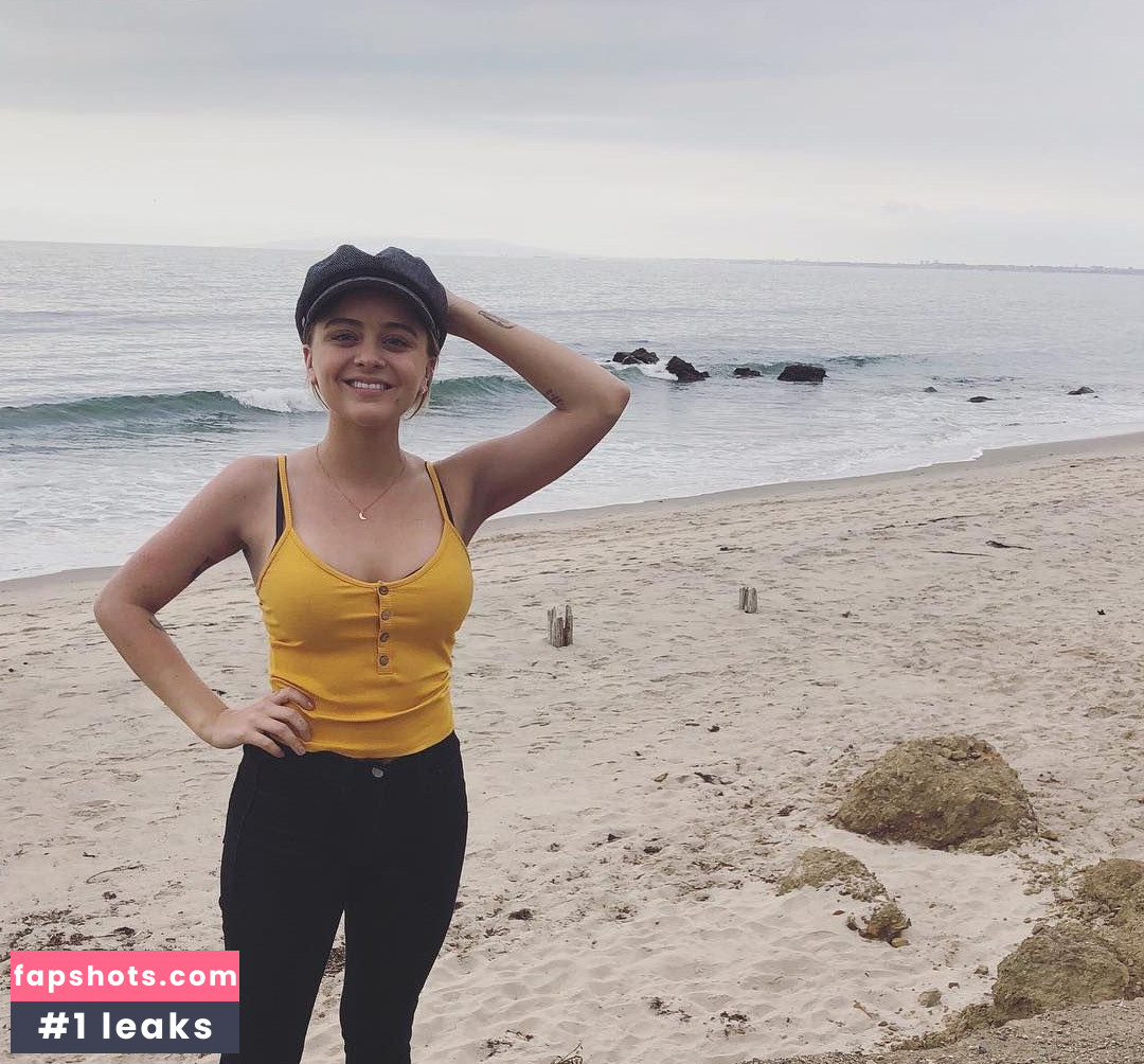 Jordan Hinson gallery photo #24