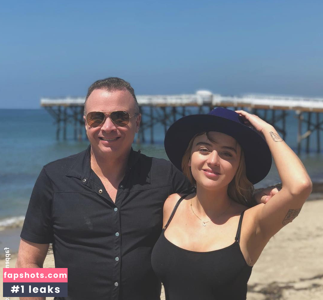 Jordan Hinson gallery photo #25