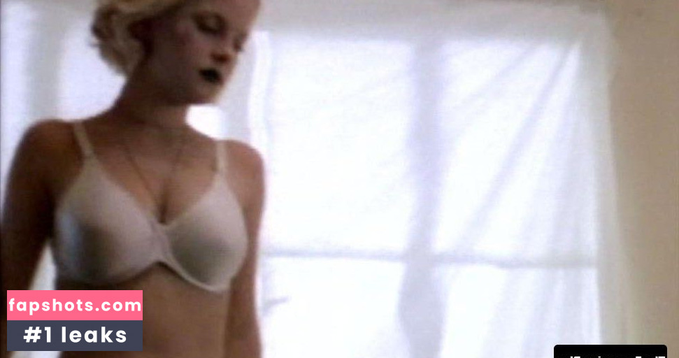 Jordan Ladd gallery photo #16