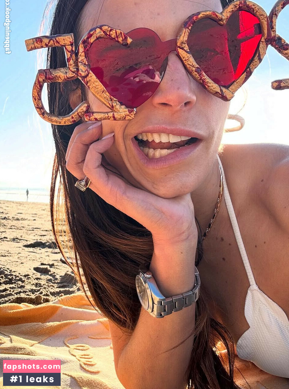 Jordana Brewster Nude Leaks OnlyFans Photos #36 - LeakJerk