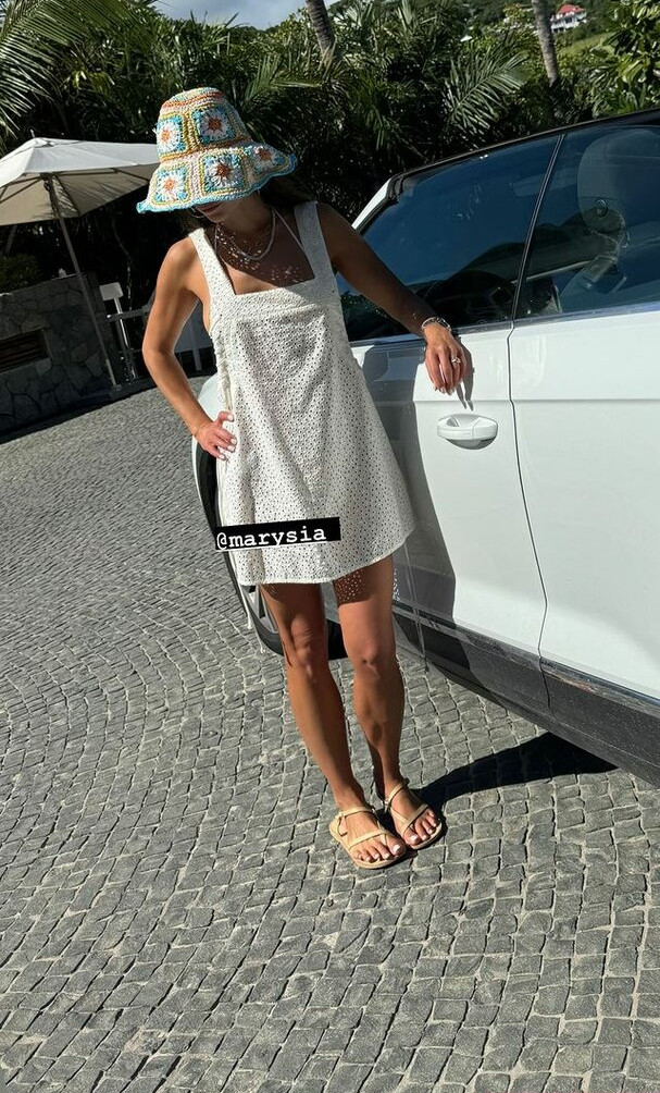 jordana-brewster Nahé úniky fotek pouze od fanoušků #366 - Fapshots