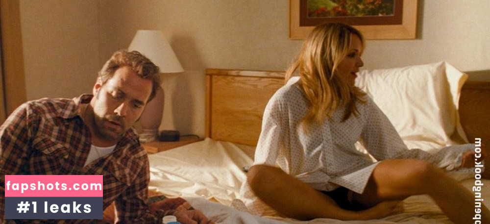 Jordana Spiro gallery photo #20