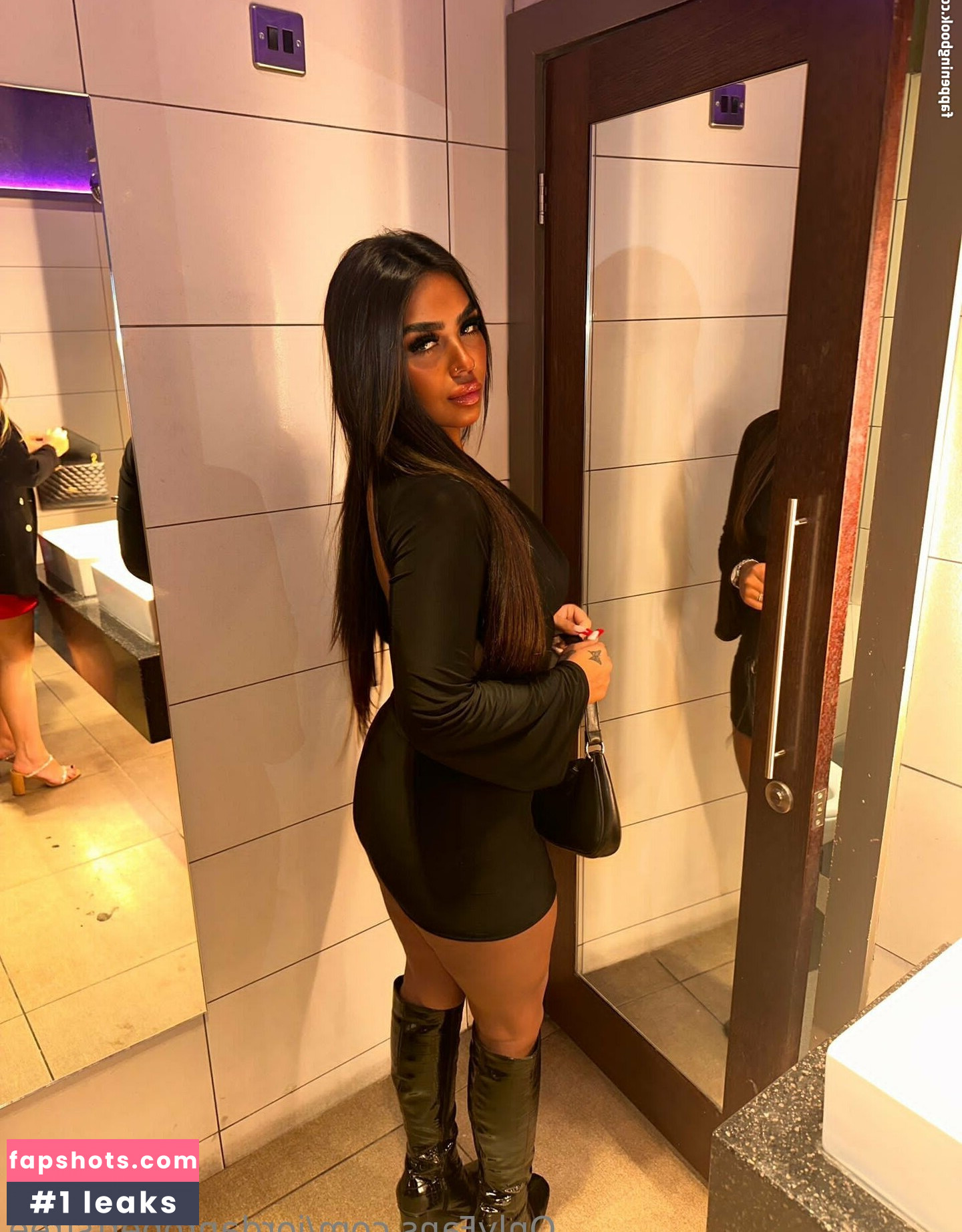 jordanrobertsfree gallery photo #2