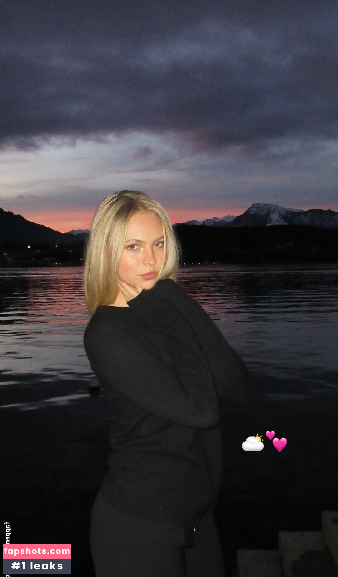 Jordyn Jones gallery photo #2