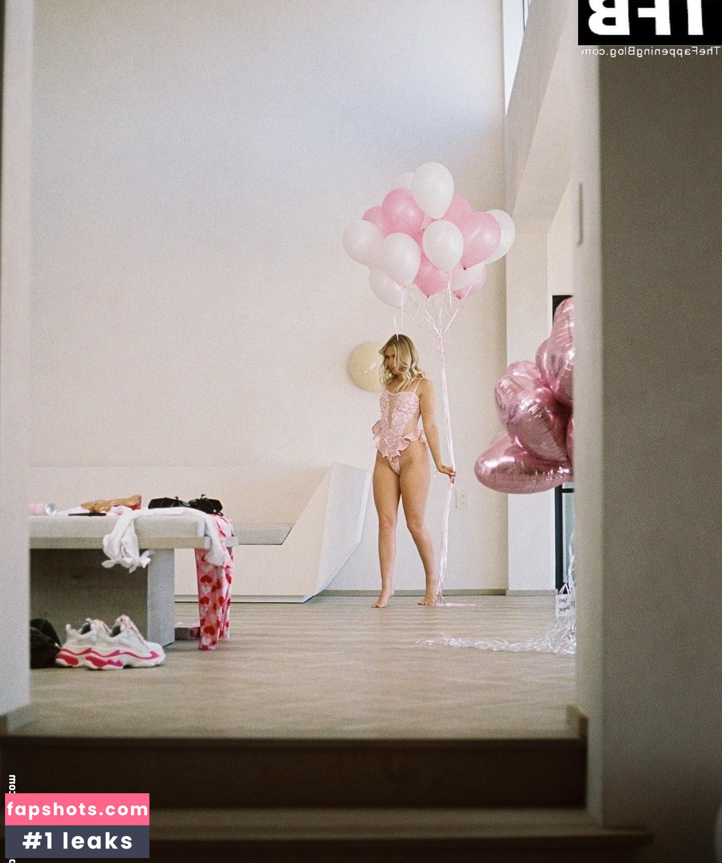 Jordyn Jones gallery photo #1061