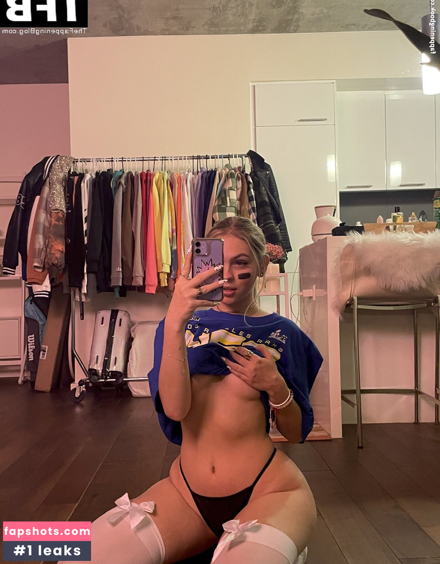 Jordyn Jones gallery photo #1080