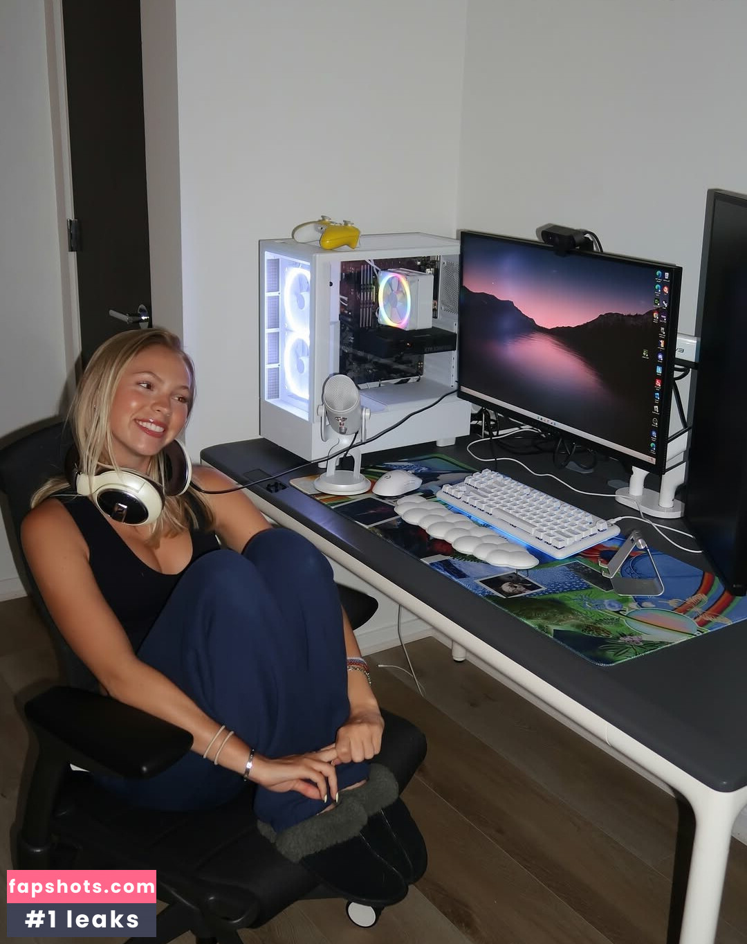 Jordyn Jones gallery photo #115