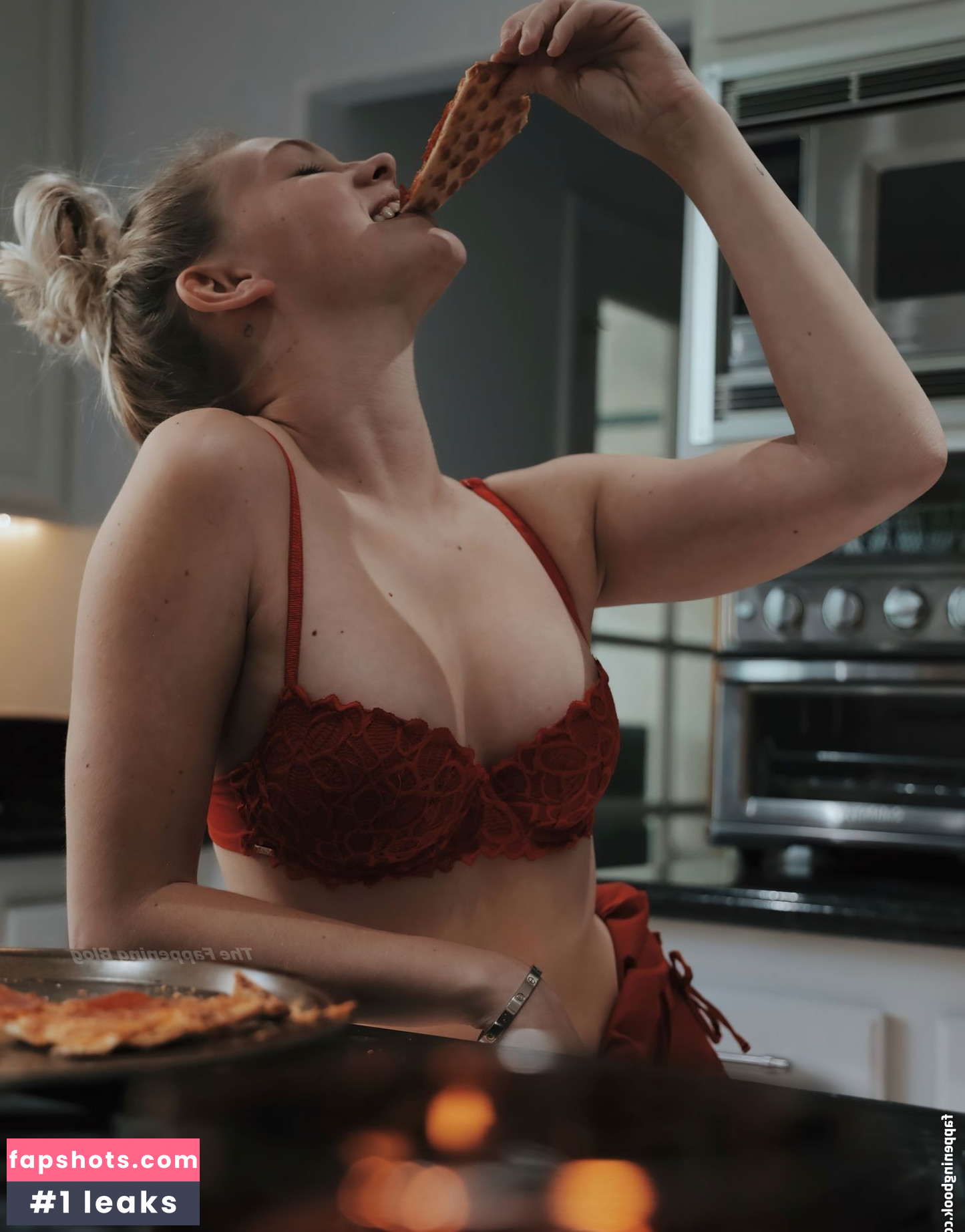 Jordyn Jones gallery photo #1249