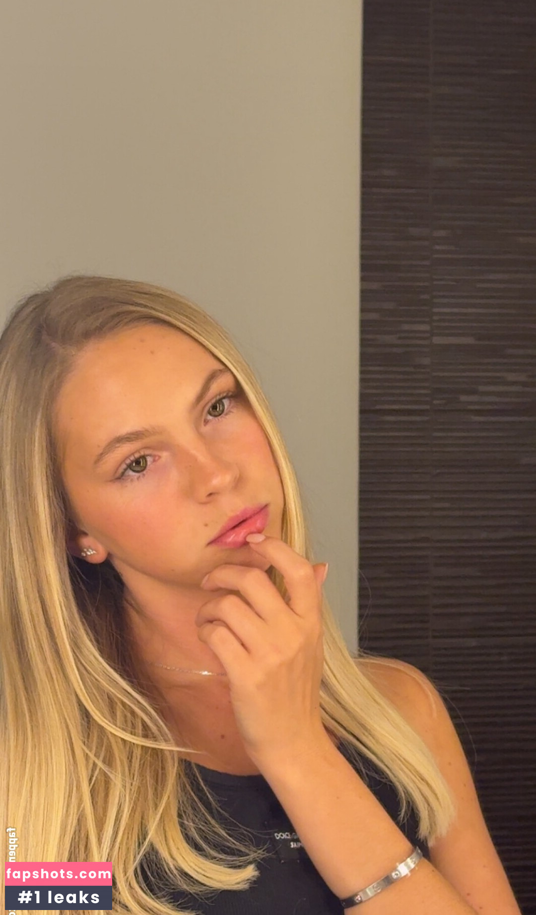 Jordyn Jones gallery photo #14