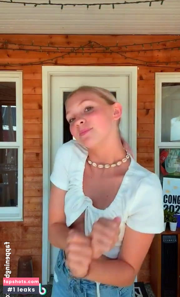 Jordyn Jones gallery photo #1318