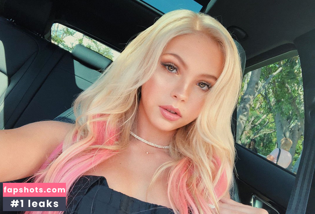 Jordyn Jones gallery photo #1365