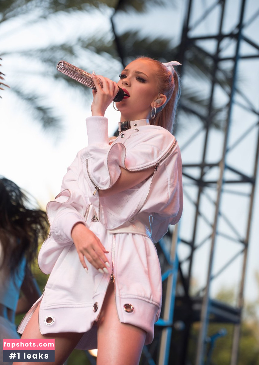 Jordyn Jones gallery photo #1380