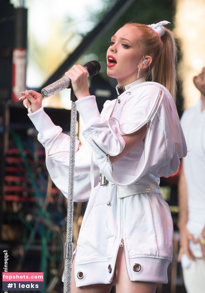 Jordyn Jones gallery photo #1382