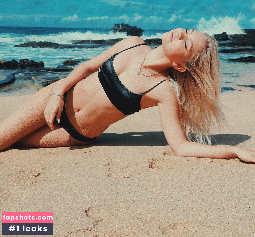 Jordyn Jones gallery photo #1410