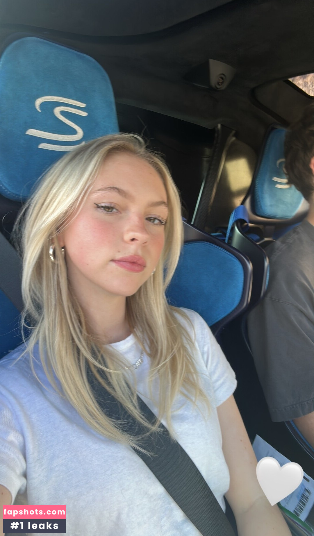 Jordyn Jones gallery photo #297