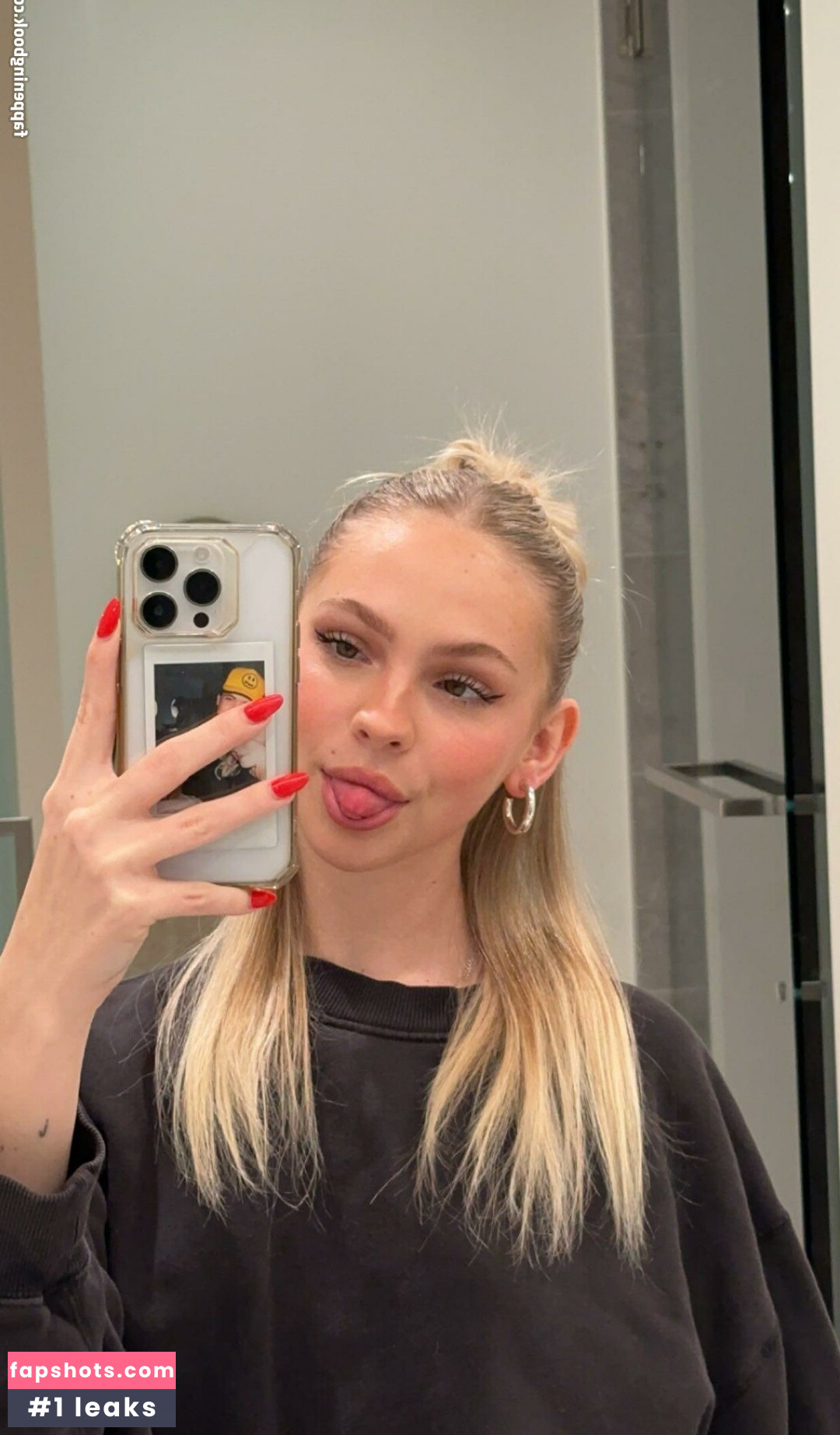 Jordyn Jones gallery photo #301