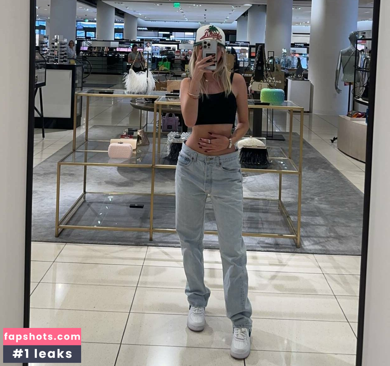 Jordyn Jones gallery photo #334