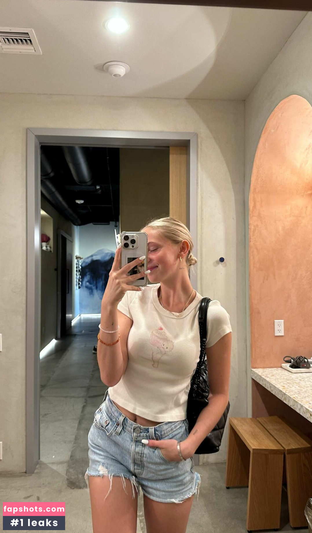 Jordyn Jones gallery photo #339