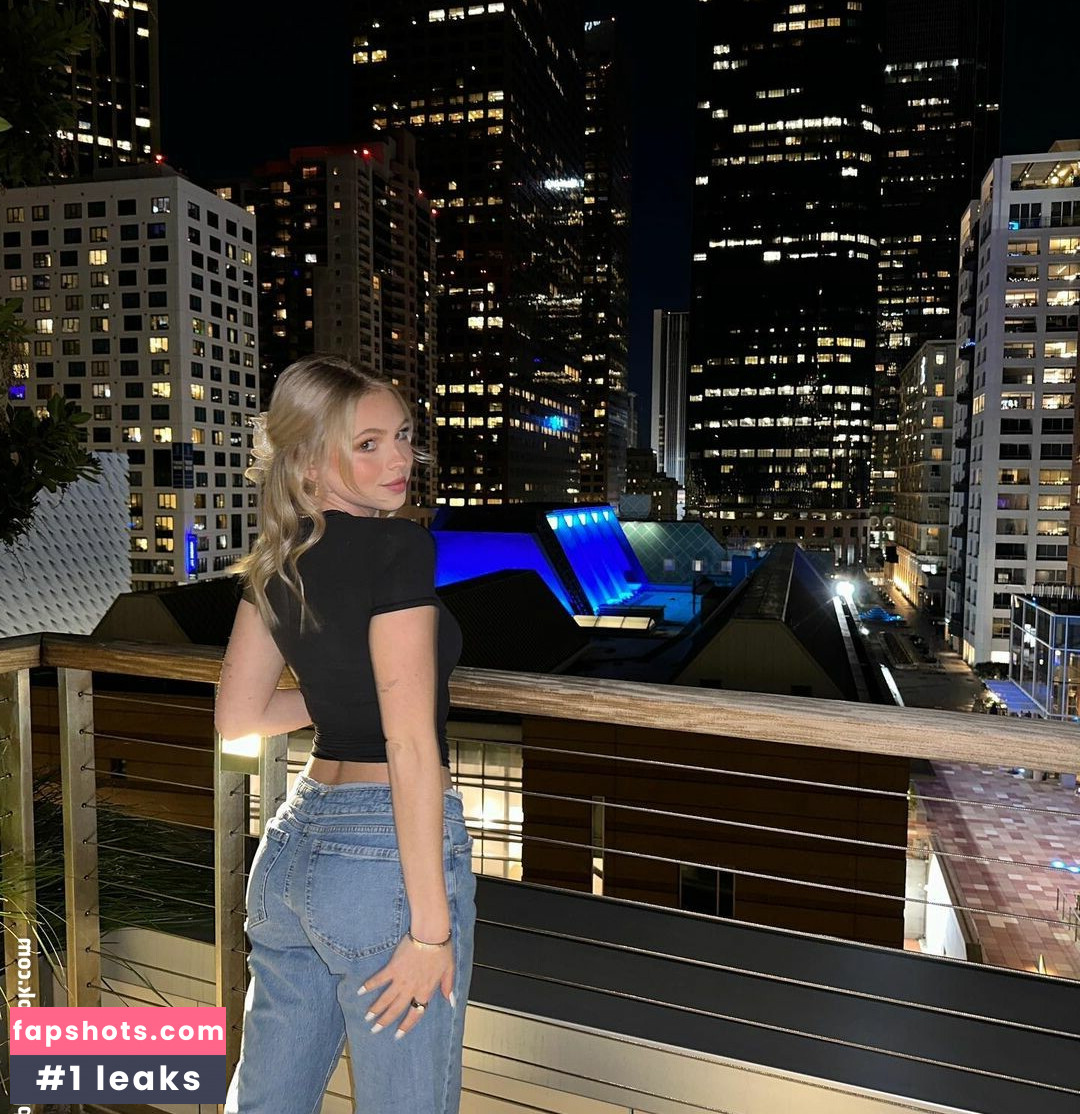 Jordyn Jones gallery photo #477