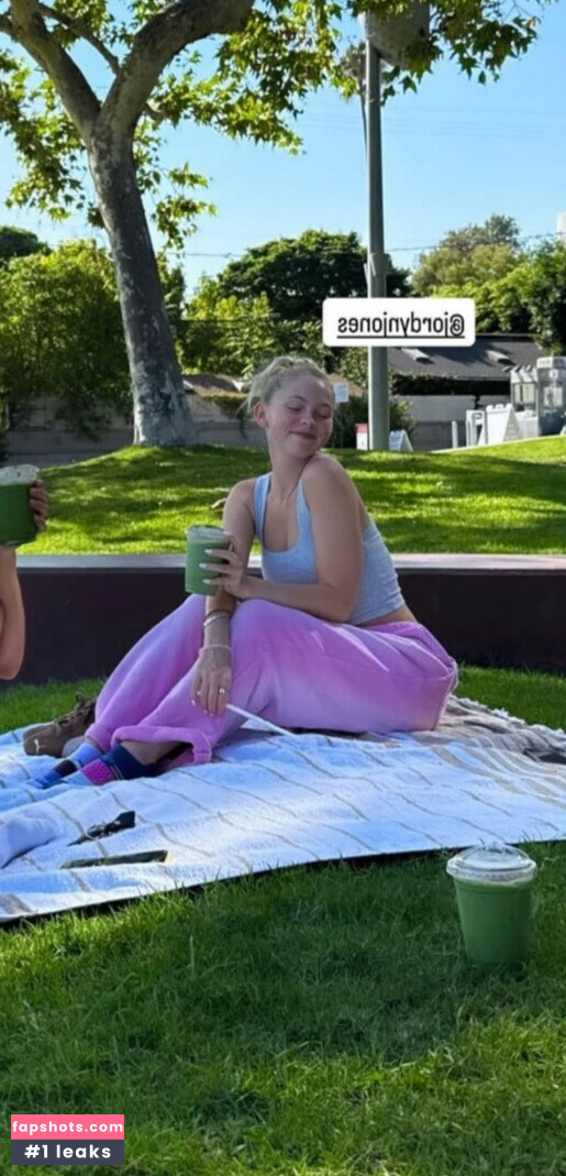 Jordyn Jones gallery photo #59