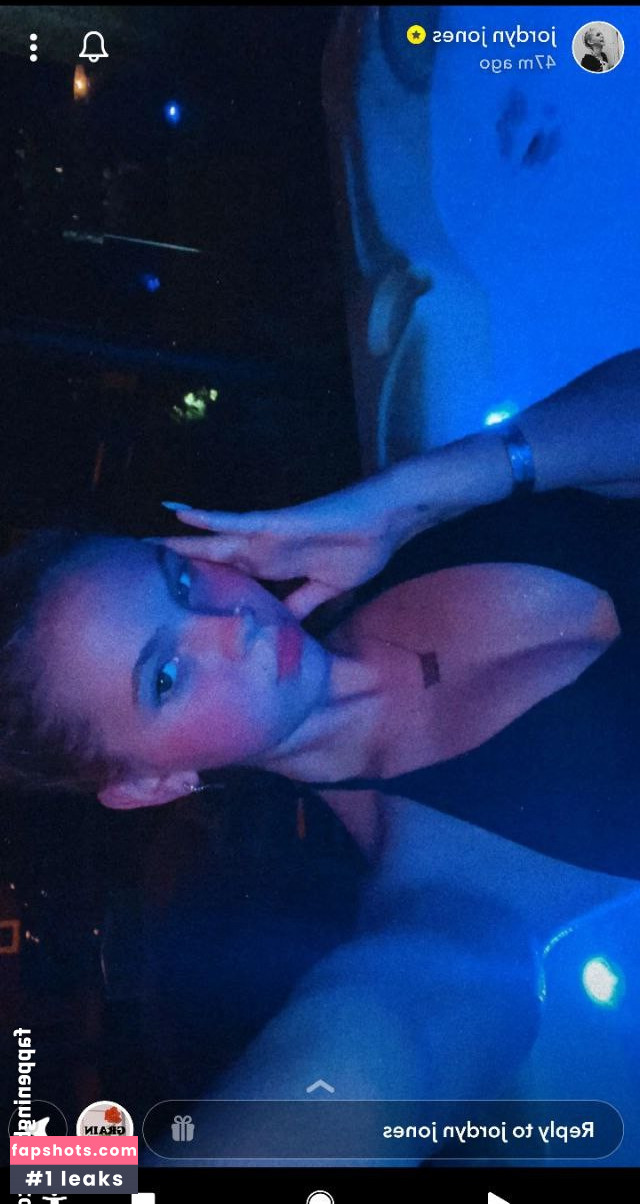Jordyn Jones gallery photo #800
