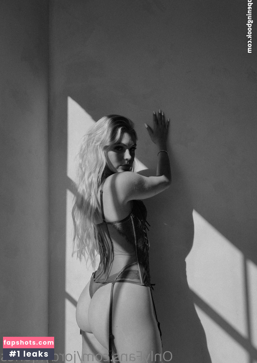 Jordyn Jones gallery photo #856