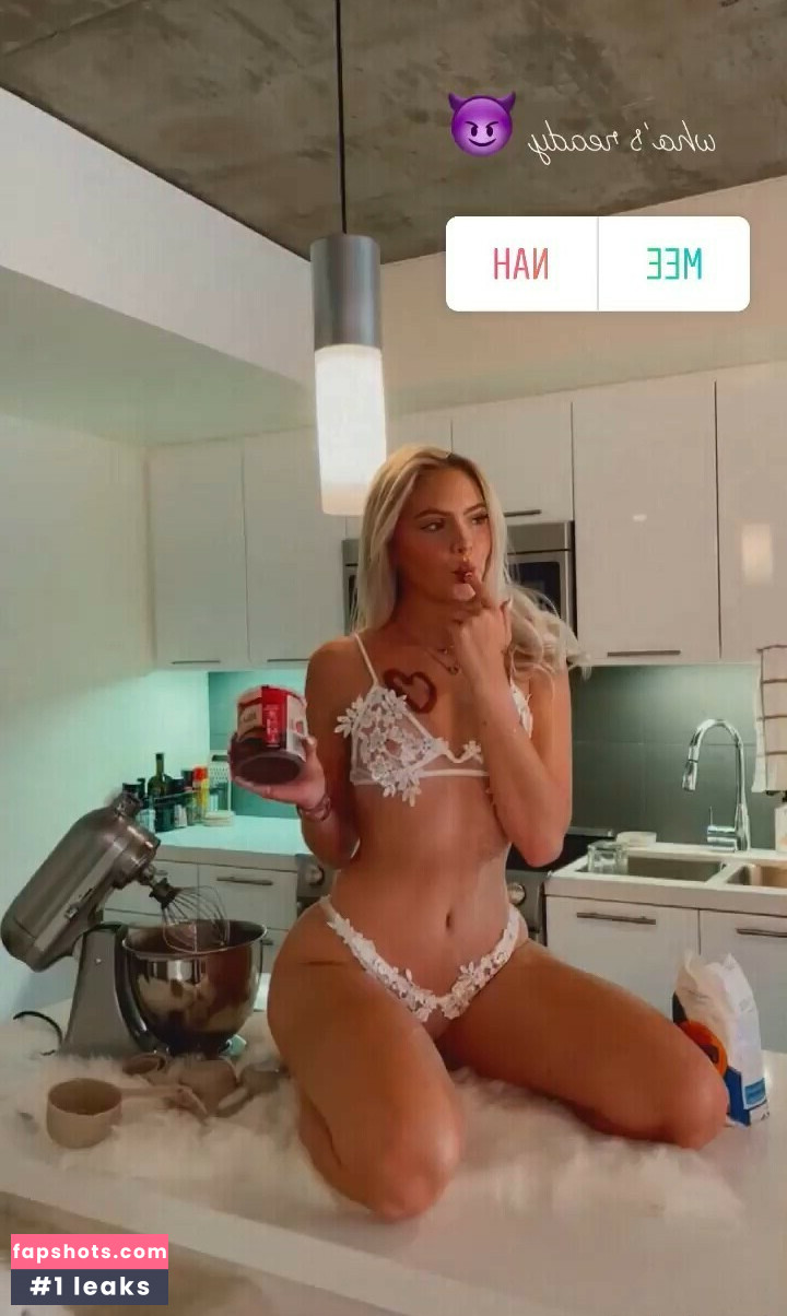 Jordyn Jones gallery photo #10