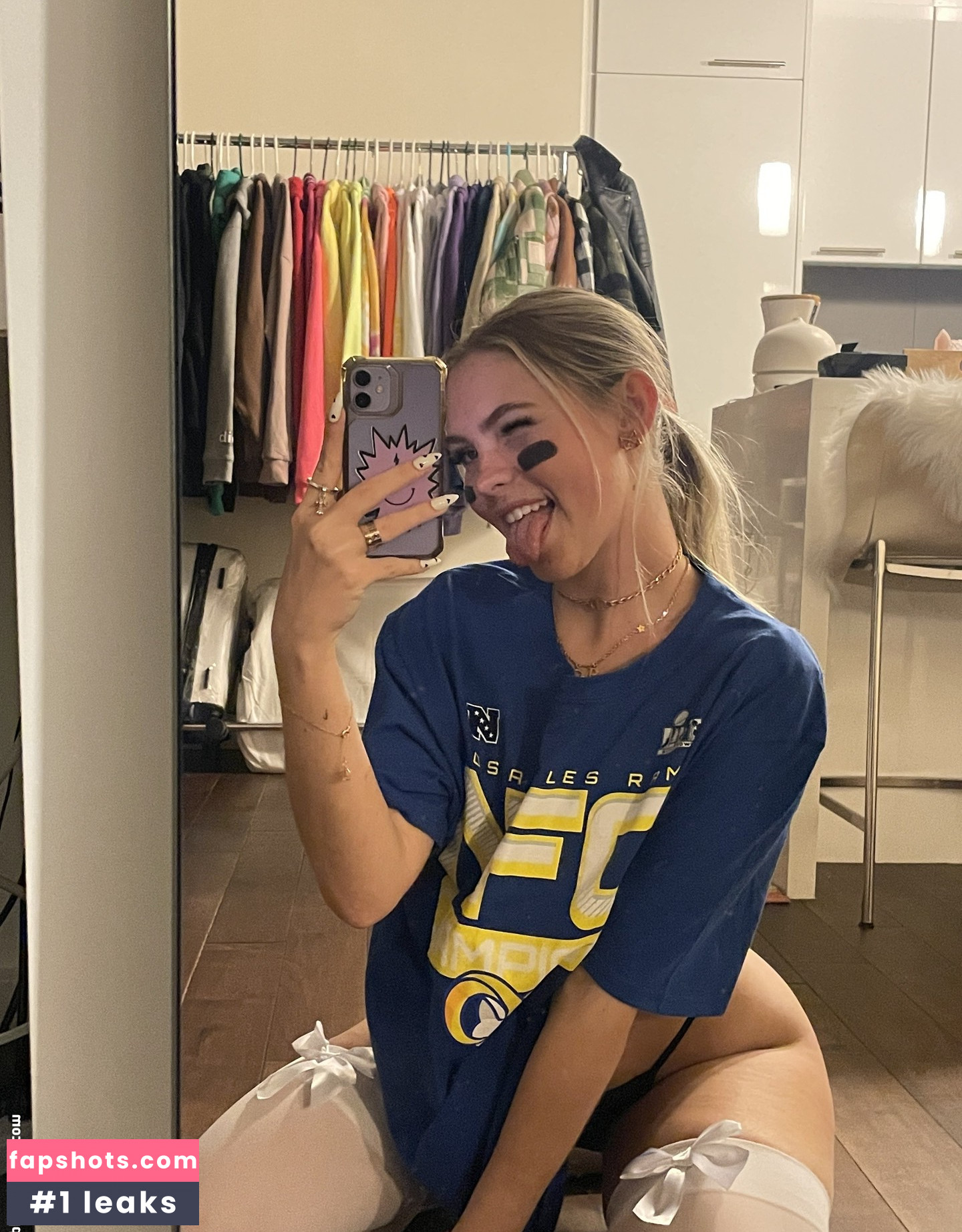 Jordyn Jones gallery photo #932