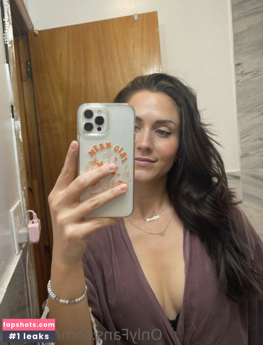 Jordyn Woodruff gallery photo #5