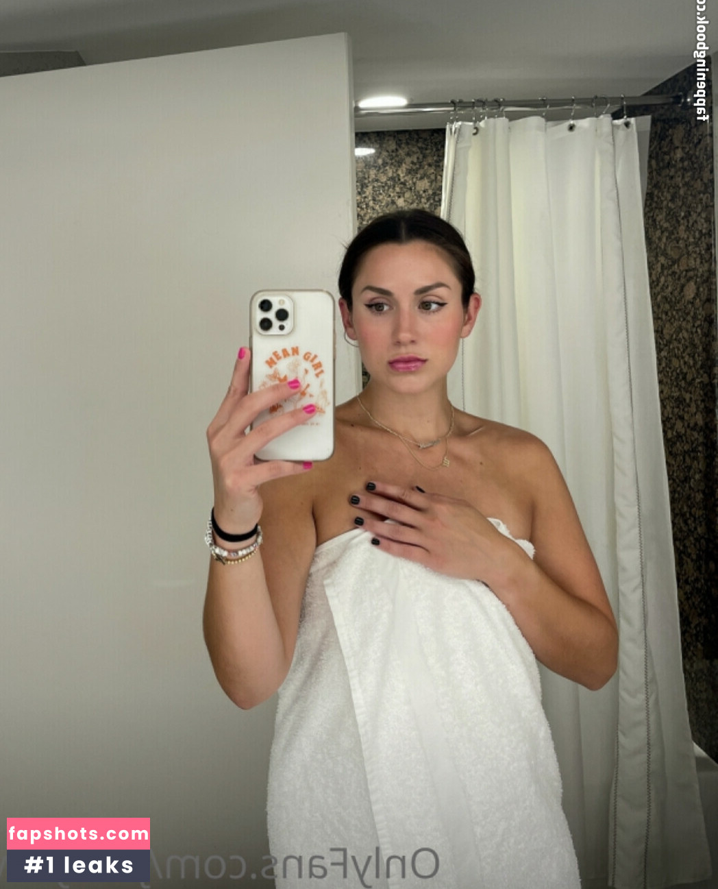 Jordyn Woodruff gallery photo #6