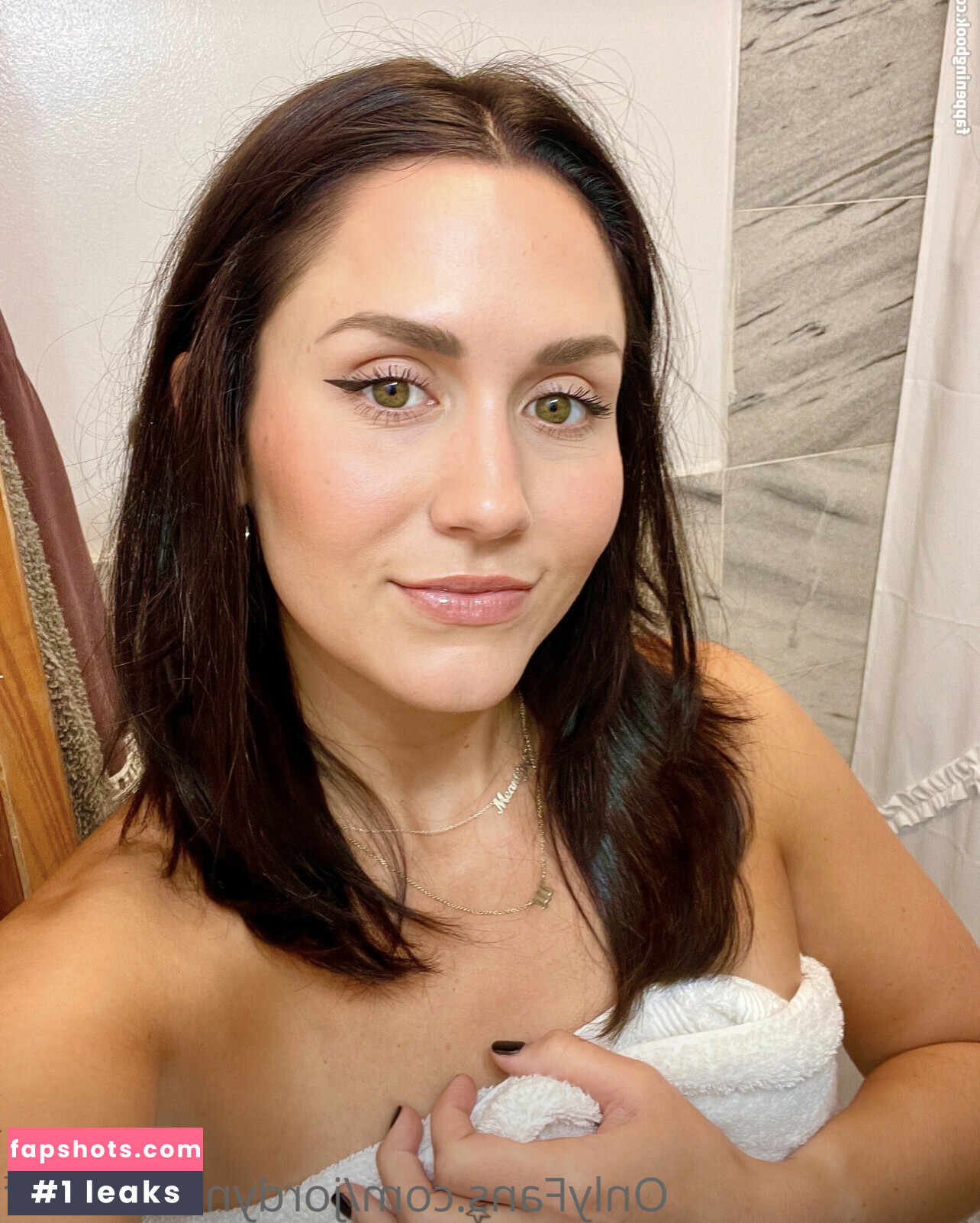 Jordyn Woodruff gallery photo #7