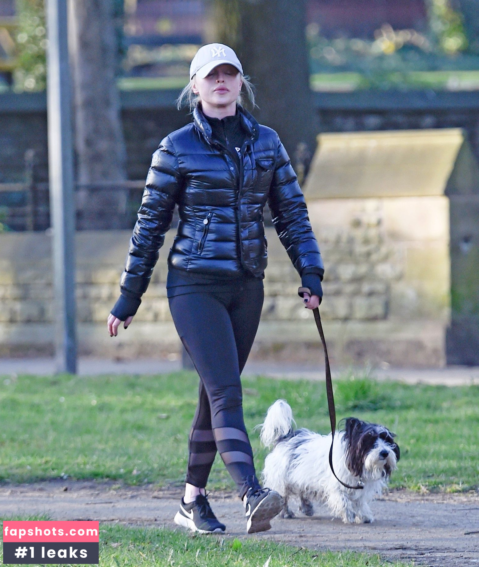 Jorgie Porter gallery photo #250