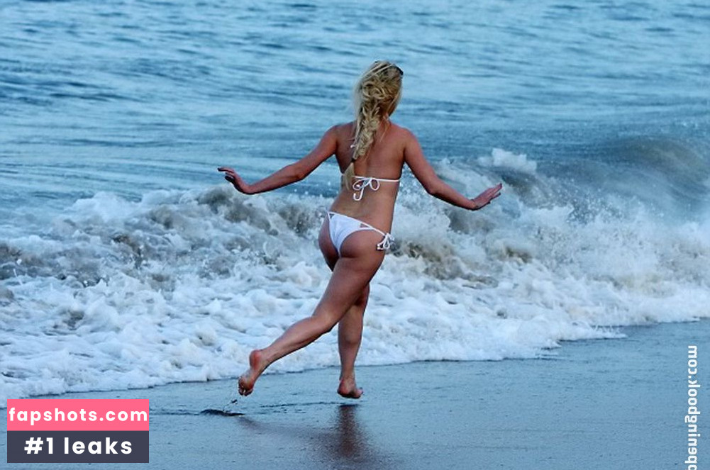 Jorgie Porter gallery photo #302