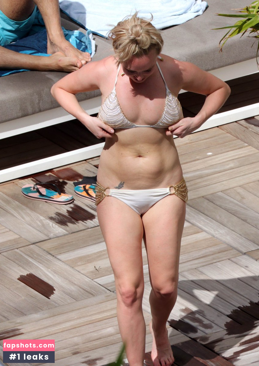 Jorgie Porter gallery photo #332