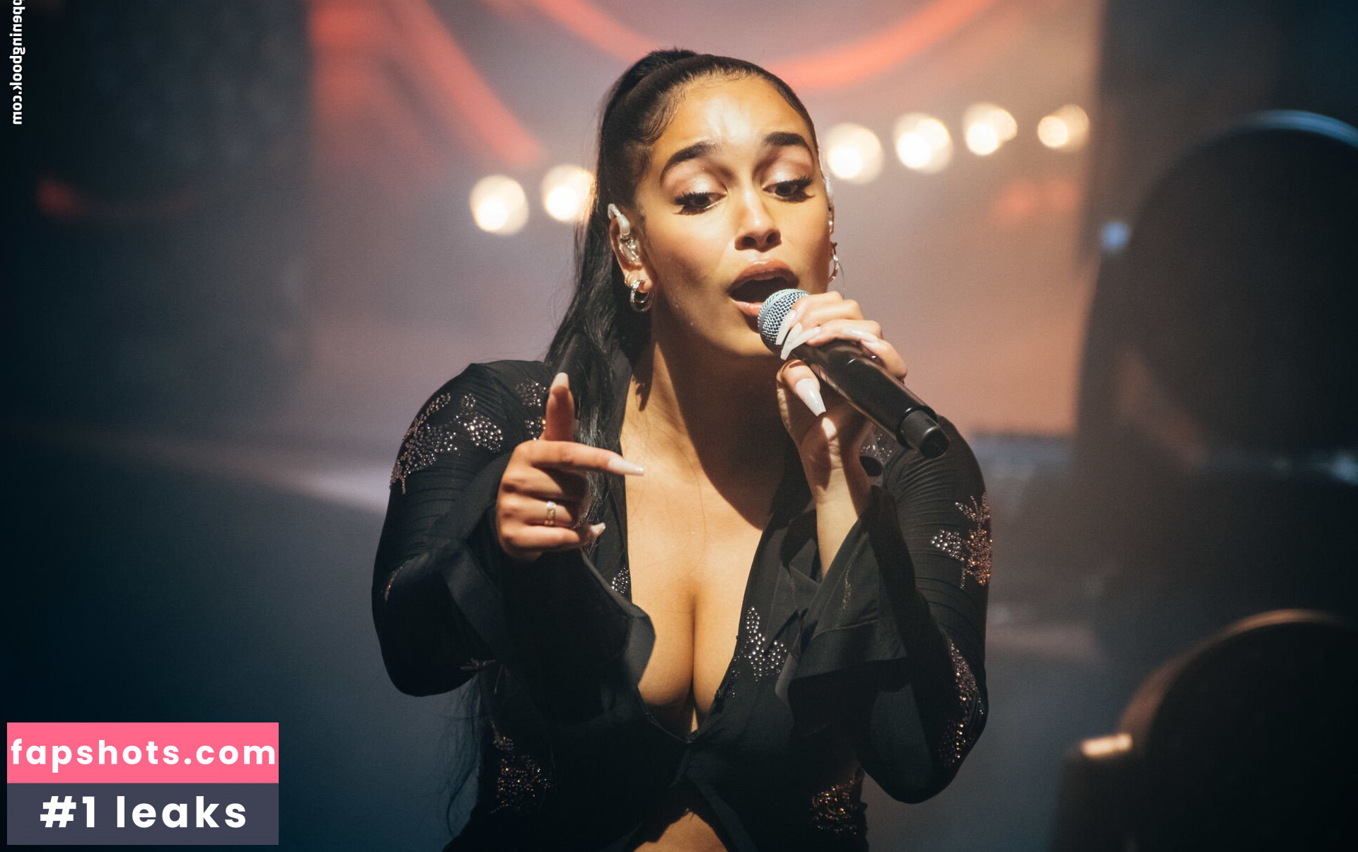 Jorja Smith gallery photo #46