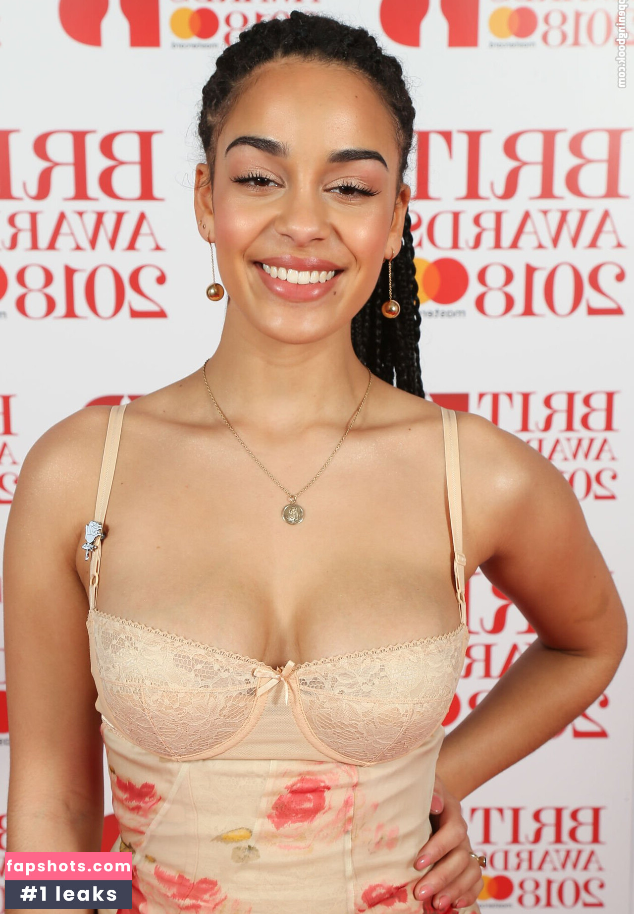 Jorja Smith gallery photo #60