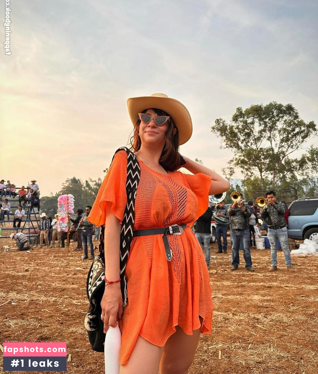 Josahandry Lia gallery photo #20