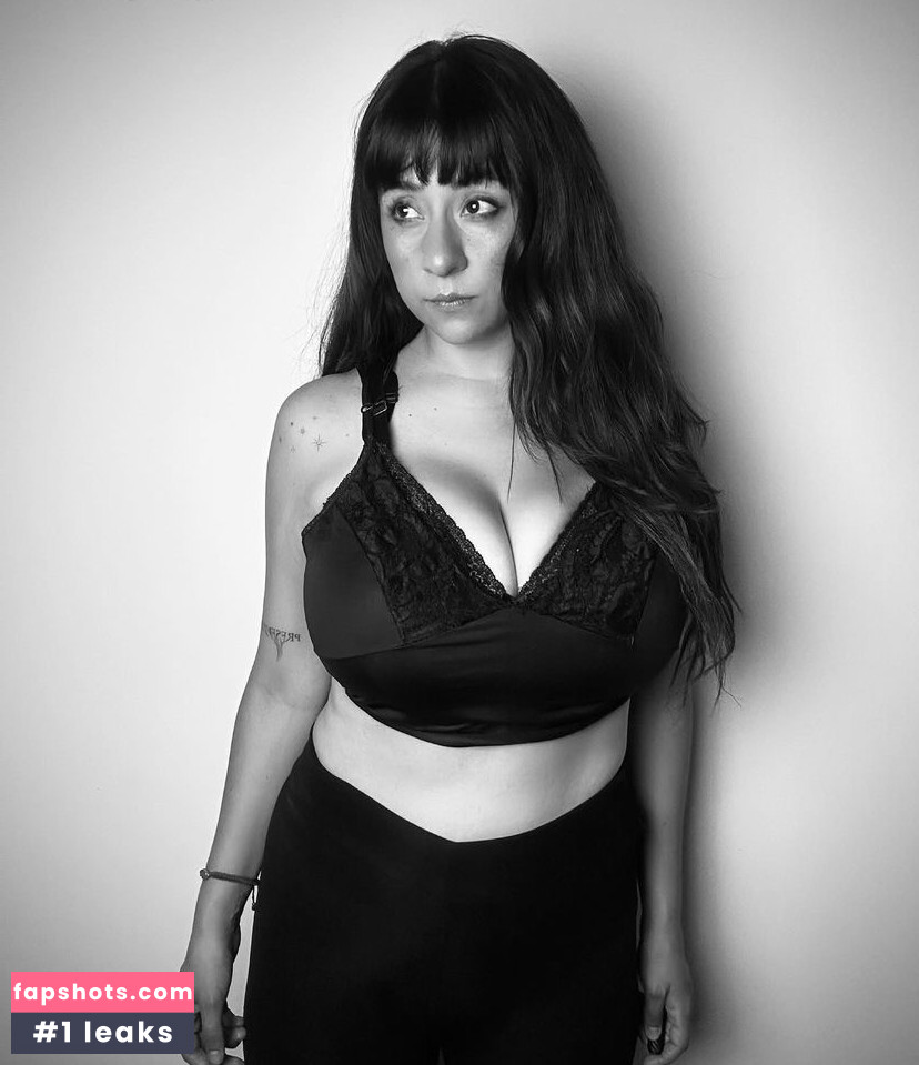 Josahandry Lia gallery photo #27