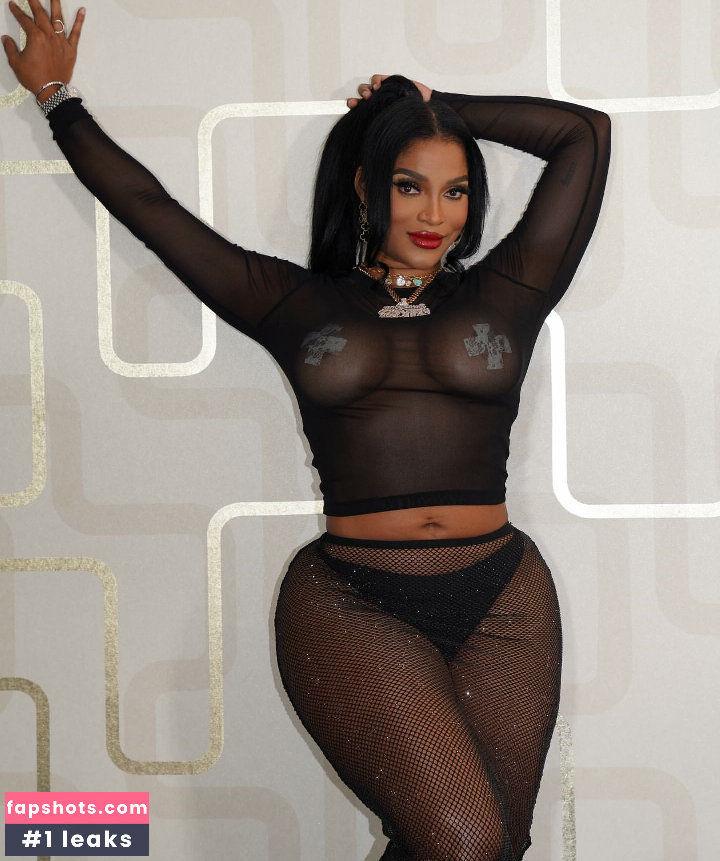 Joseline Hernandez gallery photo #57