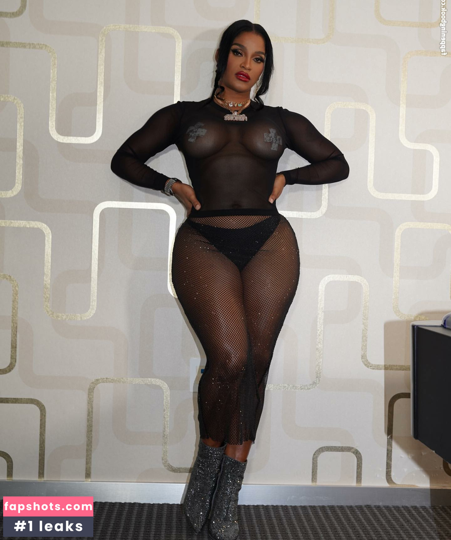 Joseline Hernandez gallery photo #63