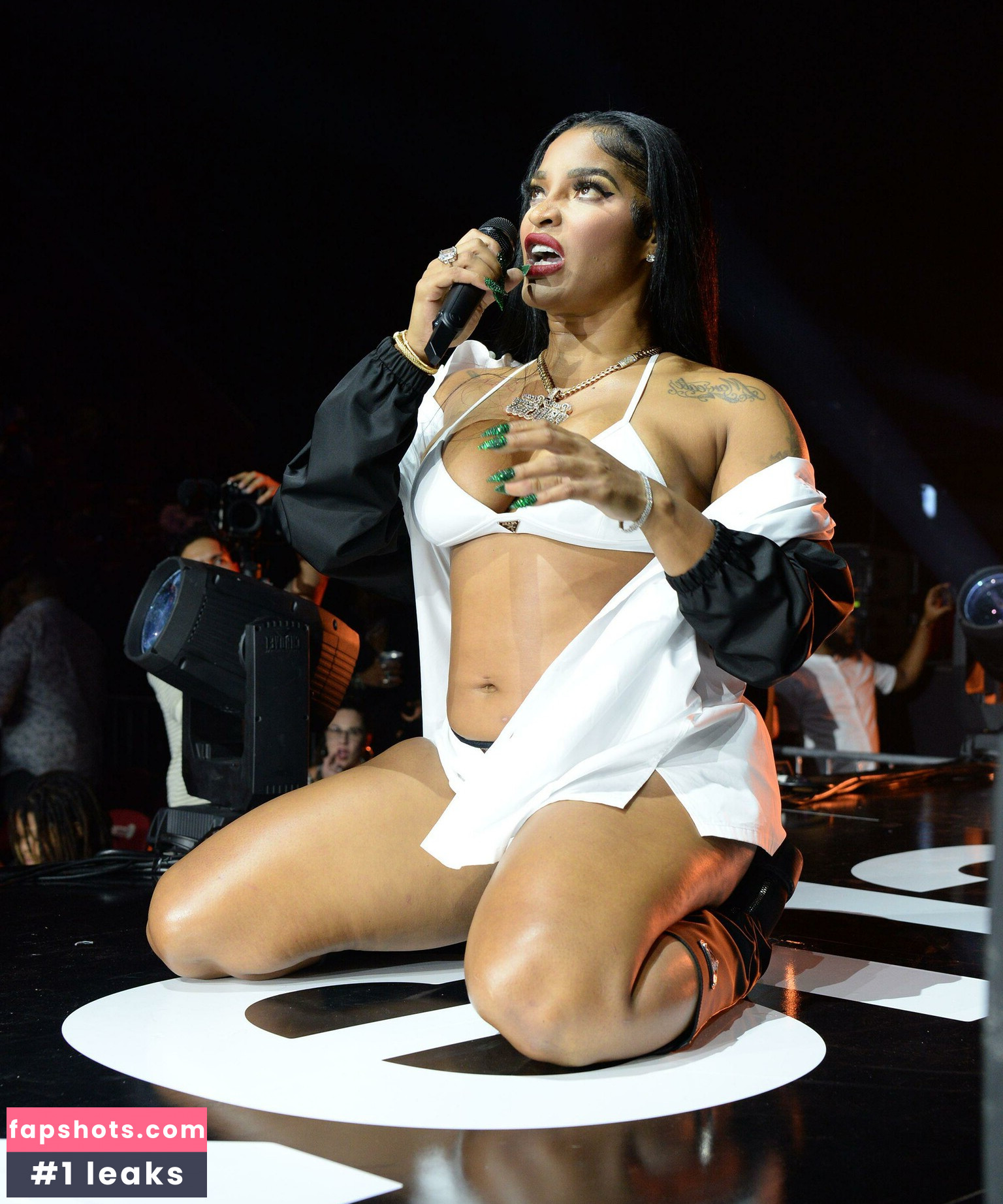 Joseline Hernandez gallery photo #94