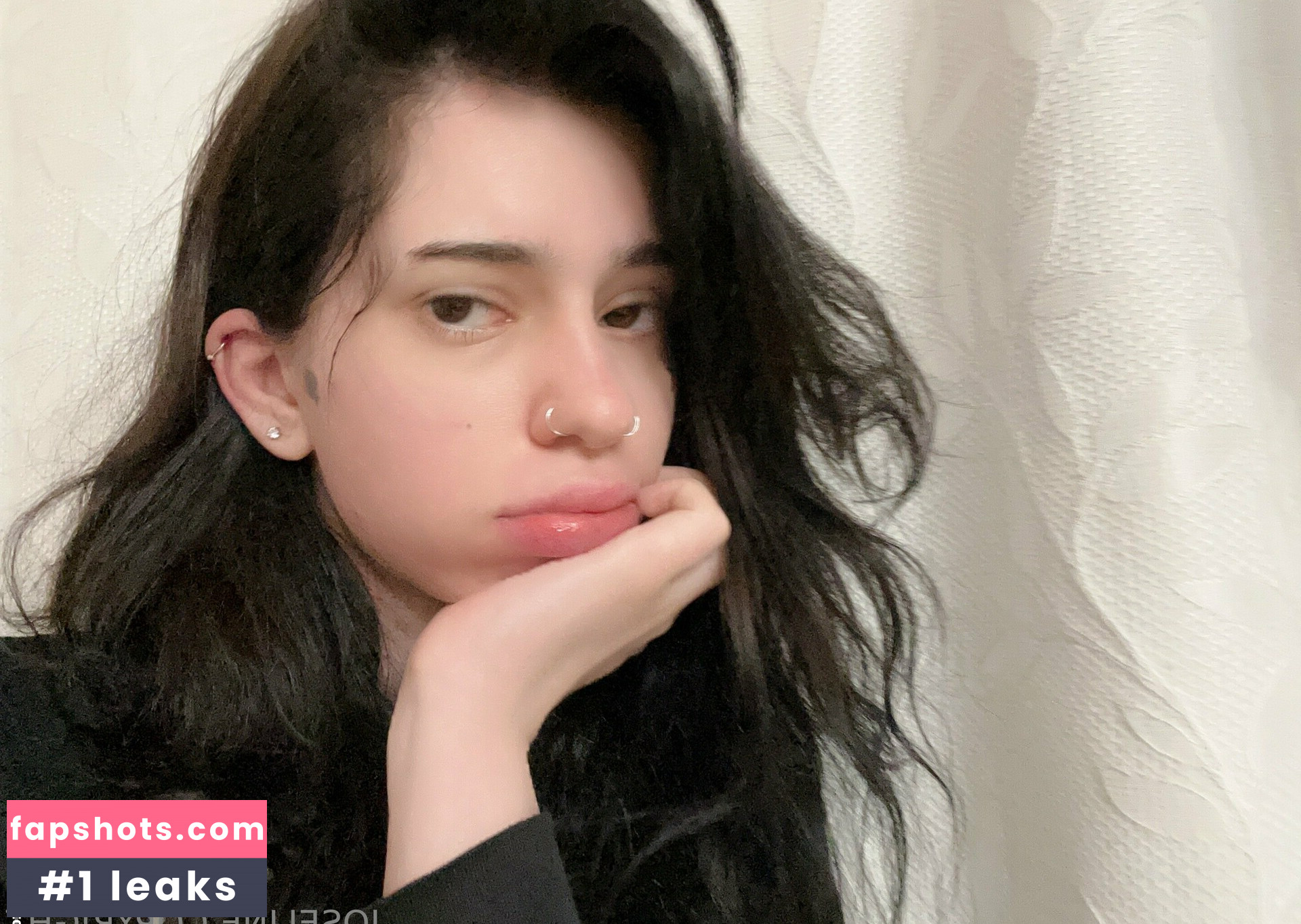 Joseline Kavaski gallery photo #10