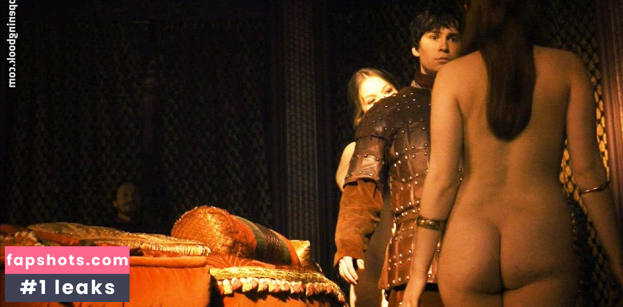 Josephine Gillan gallery photo #34