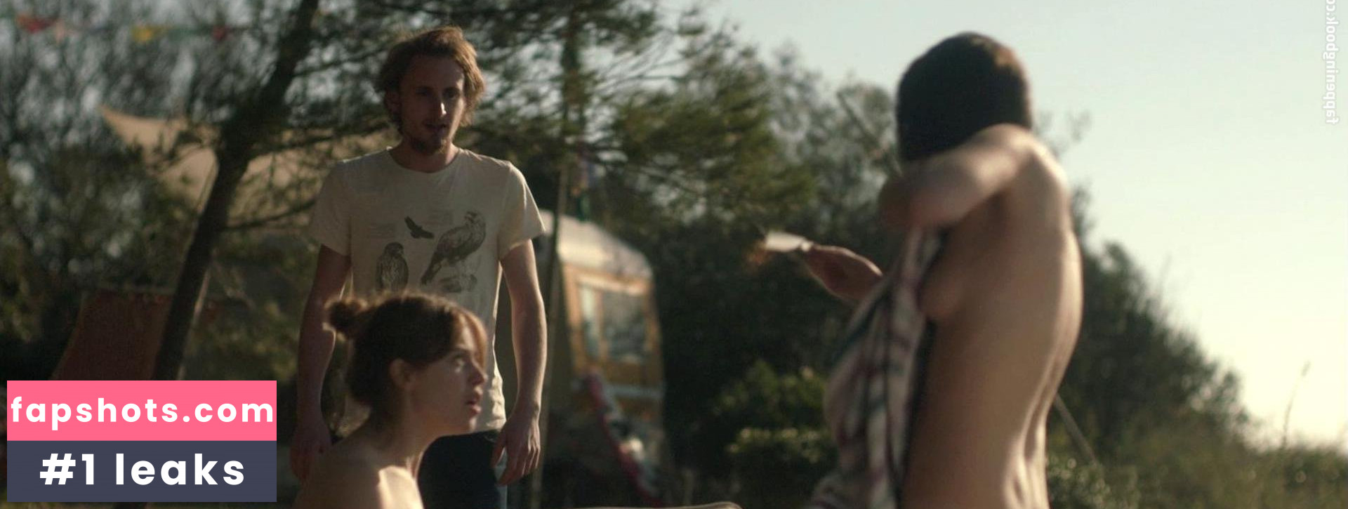 Joséphine Japy gallery photo #2