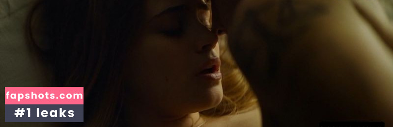 Josephine Langford gallery photo #2