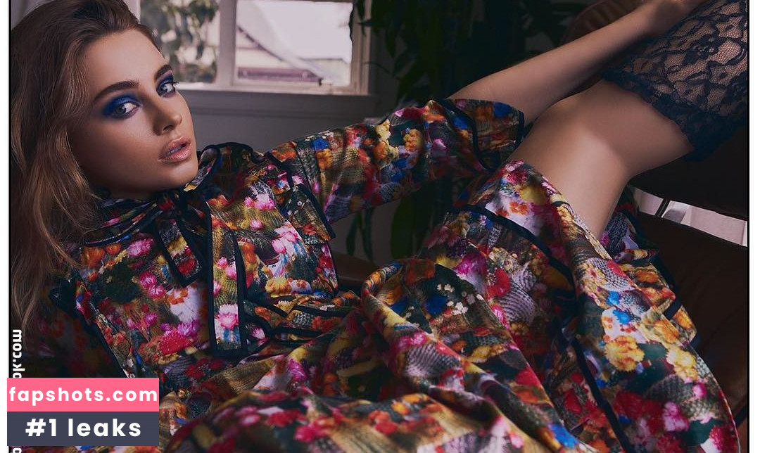 Josephine Langford gallery photo #18