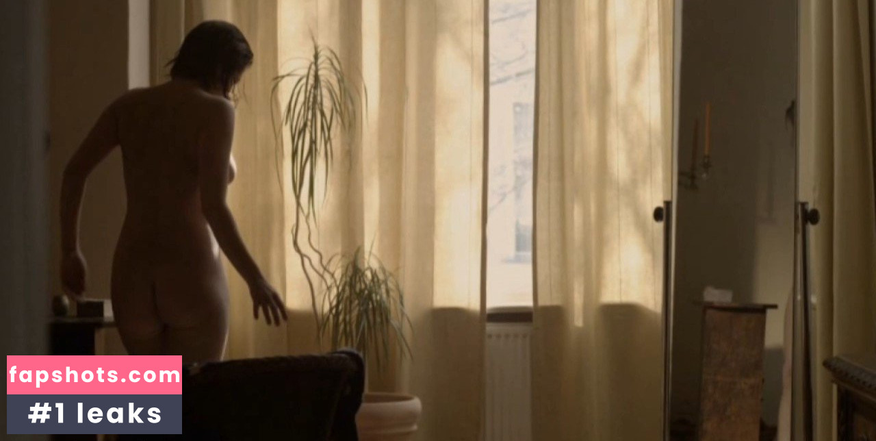 Josephine Schmidt gallery photo #19