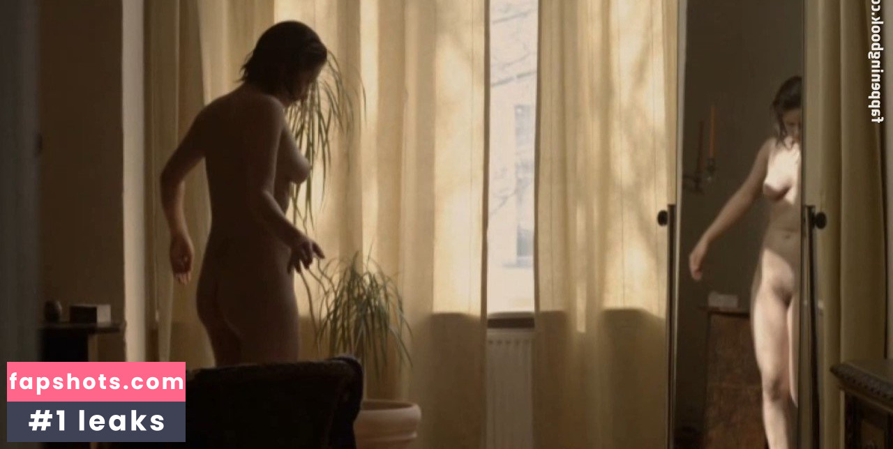 Josephine Schmidt gallery photo #22