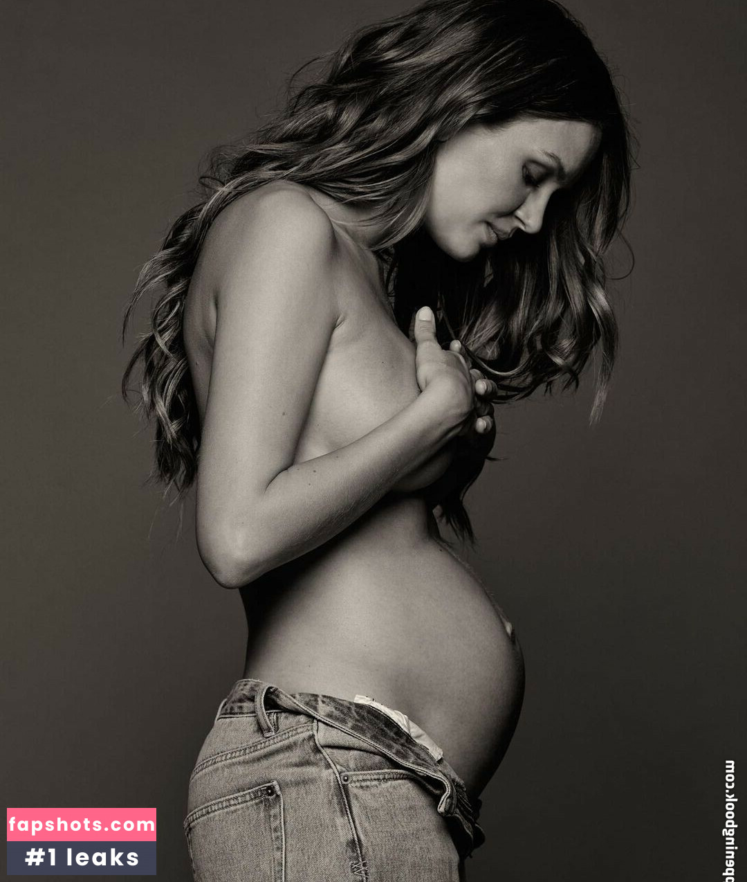 Josephine Skriver gallery photo #120