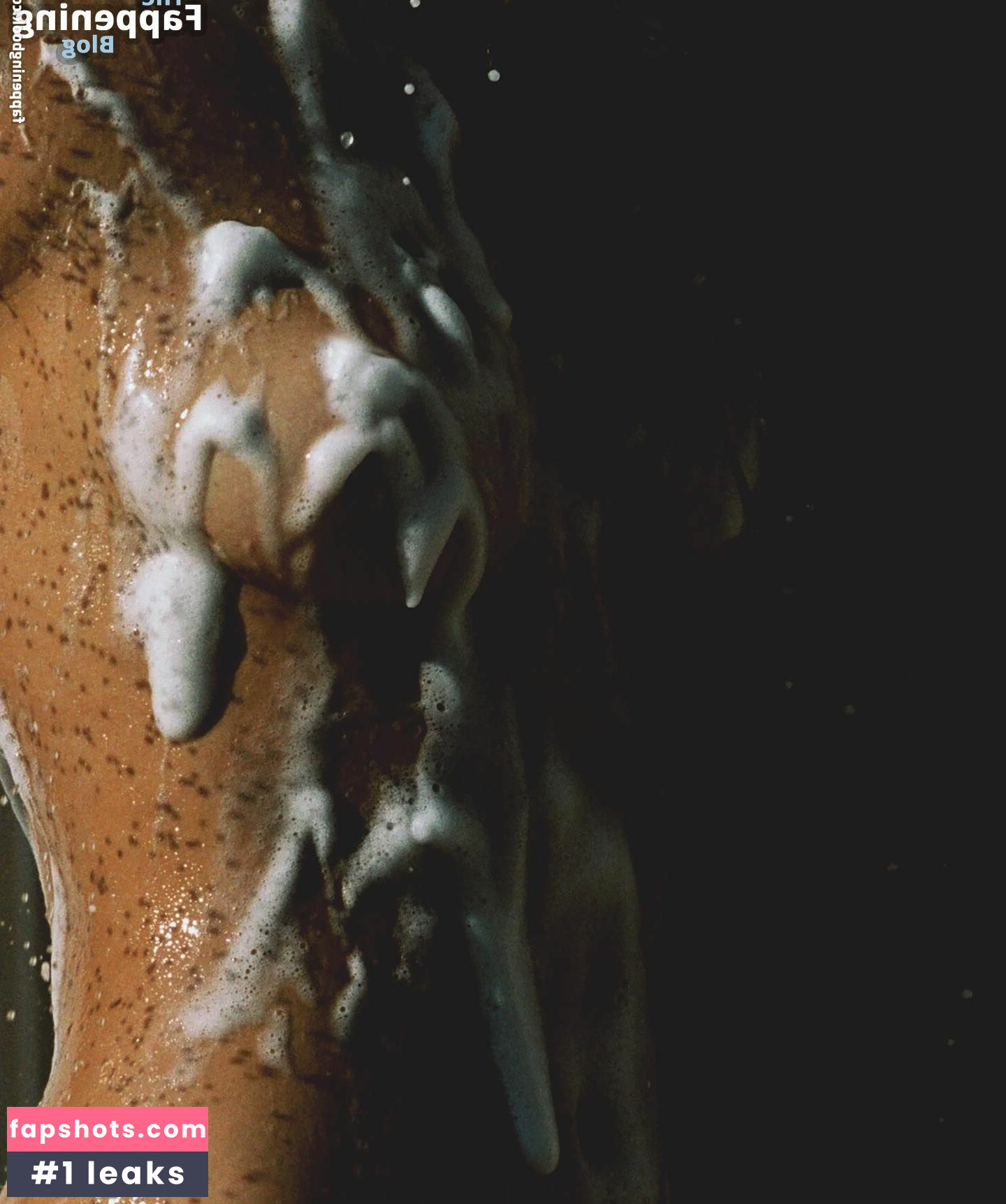 Josephine Skriver gallery photo #133